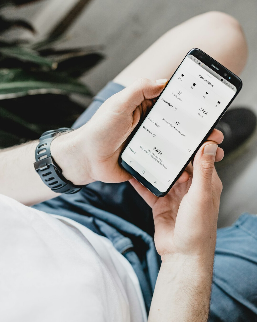 digital insurance app on smartphone